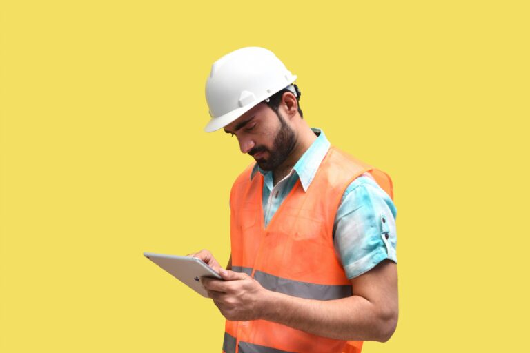 How Electricians Are Using Apps to Run a Paperless Business in 2026