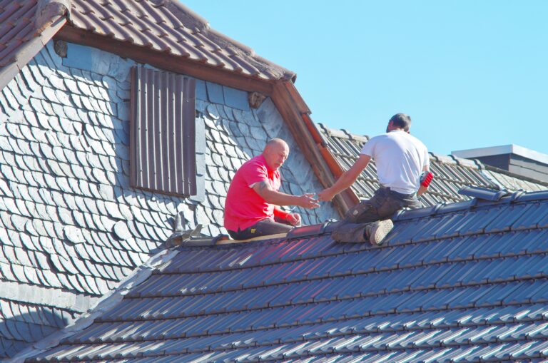 Best AI Tools for Roofing Contractors to Win More Jobs in 2026